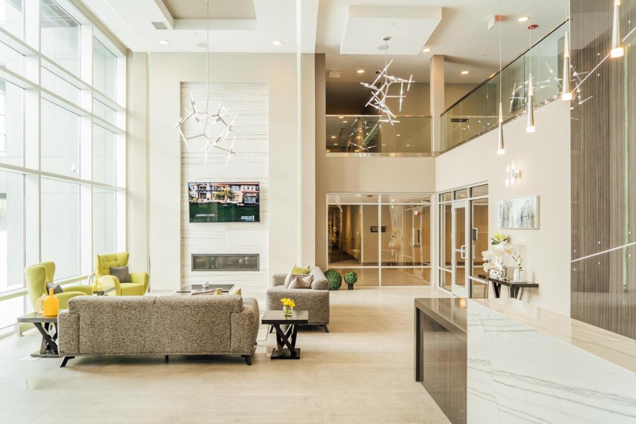 Bright & Comfortable Oakbrook 2Br Apt Free Parking - Ob 1 Appartement Oakbrook Terrace Buitenkant foto